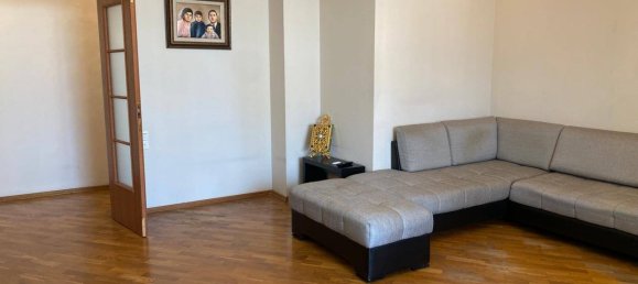 Квартира с 3 спальнями в Насиминский район, Азербайджан № 1242 33