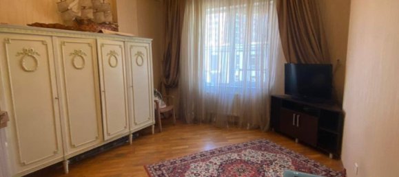 Квартира с 3 спальнями в Насиминский район, Азербайджан № 1242 3