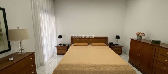 4 bedrooms Apartment in Birzebbuga, Malta No. 8089 9