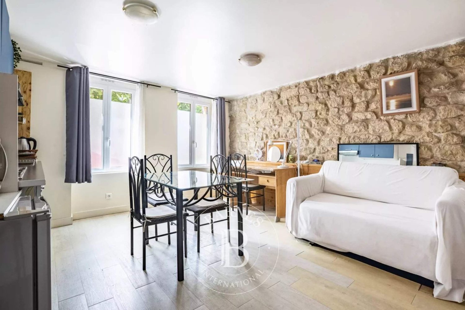 Studio in Saint-Germain-en-Laye, France, Nr. 326697