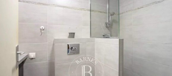 Studio in Saint-Germain-en-Laye, France, Nr. 326697 7