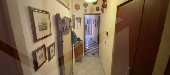 Apartamento de 4 habitaciónes en Barletta, Italy No. 26584 4