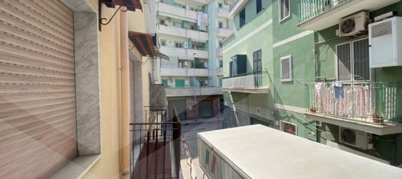 Apartamento de 4 habitaciónes en Barletta, Italy No. 26584 10