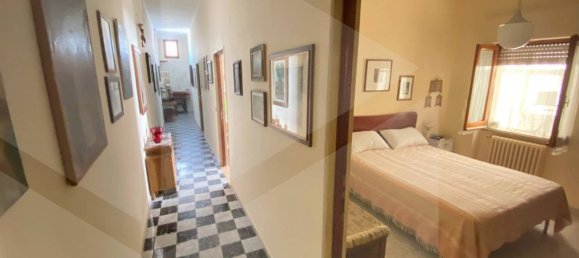 Apartamento de 4 habitaciónes en Barletta, Italy No. 26584 18