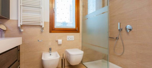 Casa T4 em Busto Arsizio, Italy N.º 115459 11