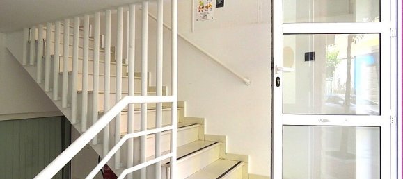 110m² Commercial property in Guardamar del Segura, Spain No. 14561 11