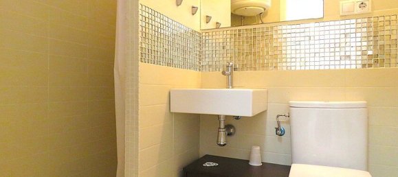 110m² Commercial property in Guardamar del Segura, Spain No. 14561 14