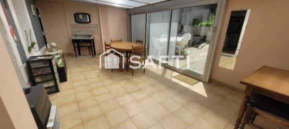 Casa de 4 dormitorios en Descartes, France No. 327640 10