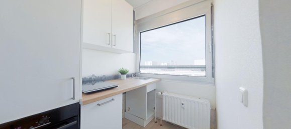 Studio in Cologne, Germany No. 323297 7