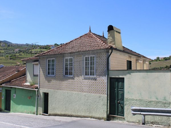 4 bedrooms House in Cambres, Portugal No. 166780