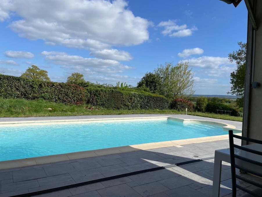 4 bedrooms House in Mayenne, France No. 321832