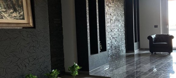 3 bedrooms Apartment in Rome, Italy No. 316656 2