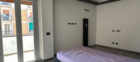 3 bedrooms Apartment in Rome, Italy No. 316656 13