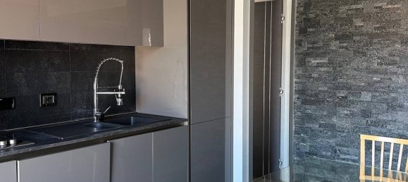 3 bedrooms Apartment in Rome, Italy No. 316656 9