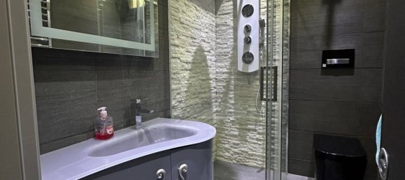 3 bedrooms Apartment in Rome, Italy No. 316656 23