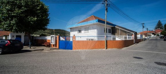 8 bedrooms House in Bucelas, Portugal No. 180640 4