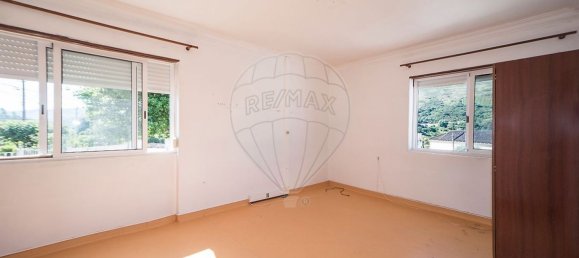 8 bedrooms House in Bucelas, Portugal No. 180640 17