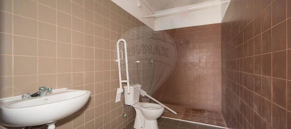 8 bedrooms House in Bucelas, Portugal No. 180640 32