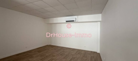 1 room Commercial property in Serris, France No. 289304 4