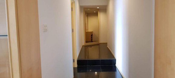 3 bedrooms Condo in Bangkok, Thailand No. 6587 9