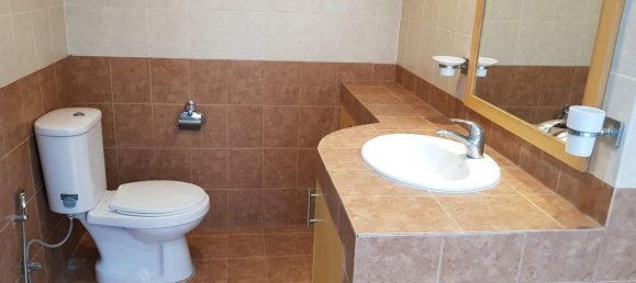 3 bedrooms Condo in Bangkok, Thailand No. 6587 10