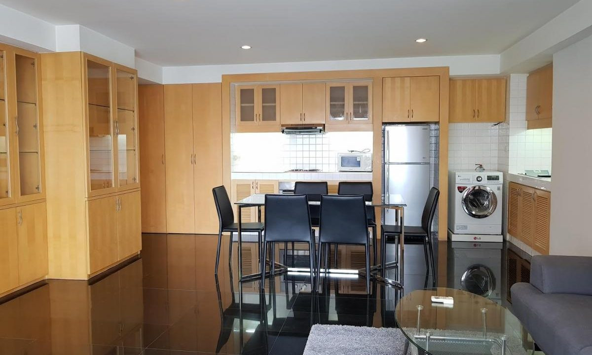 3 bedrooms Condo in Bangkok, Thailand No. 6587