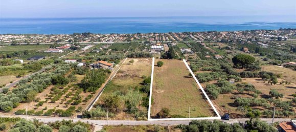 4063m² Land in Campofelice di Roccella, Italy No. 275530 3