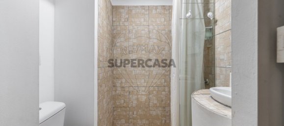 600m² Commercial property in Braga, Portugal No. 233954 25