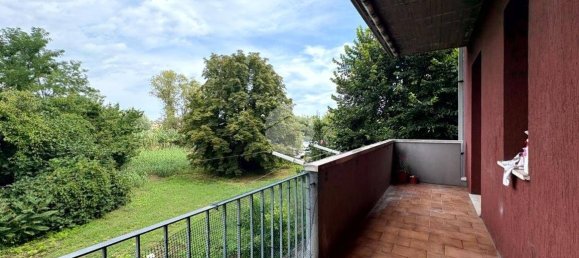 Apartamento de 2 dormitorios en Rimini, Italy No. 273300 2
