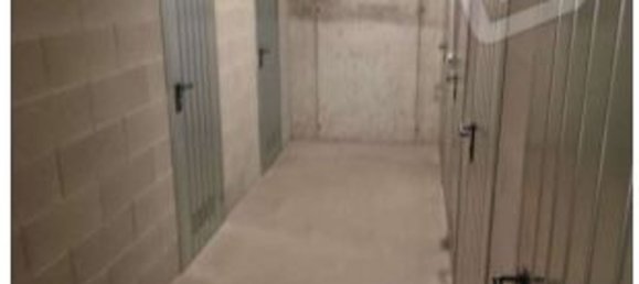 2-salle Appartement à Legnano, Italy No. 295980 11