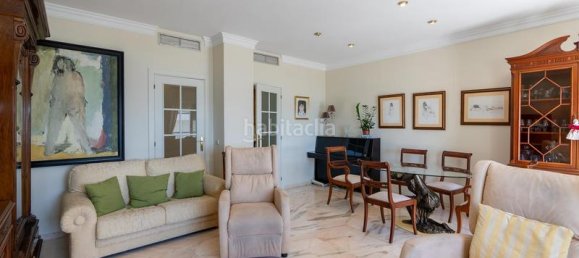 3 غرف نوم شقة في Estepona, Spain رقم 18912 18