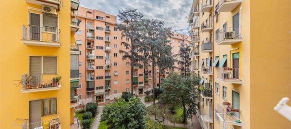 Apartamento de 3 habitaciónes en Rome, Italy No. 148167 3