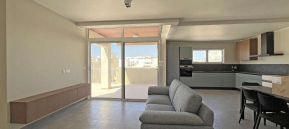 3 bedrooms Apartment in Balzan, Malta No. 10565 4