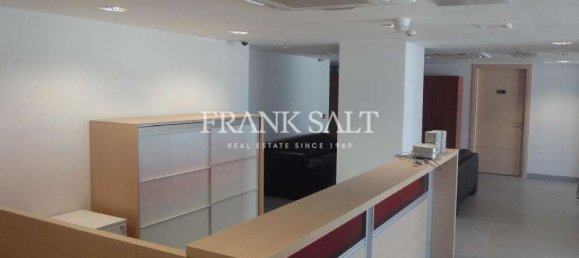Büro in Gzira, Malta, Nr. 12861 2