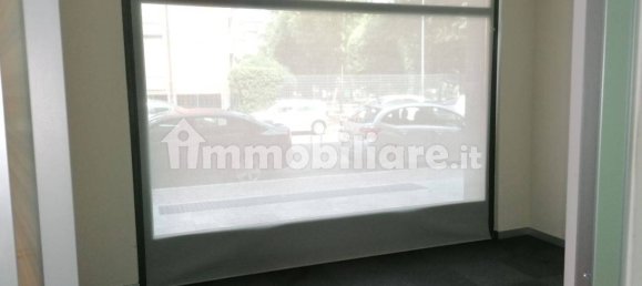 4-Zimmer Gewerbliche Immobilie in Como, Italy, Nr. 261927 10