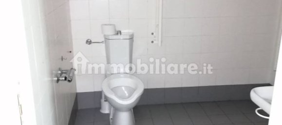 4-Zimmer Gewerbliche Immobilie in Como, Italy, Nr. 261927 11