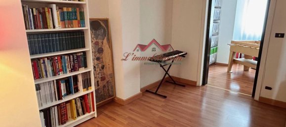 2 Schlafzimmer Wohnung in Bari, Italy, Nr. 41898 11