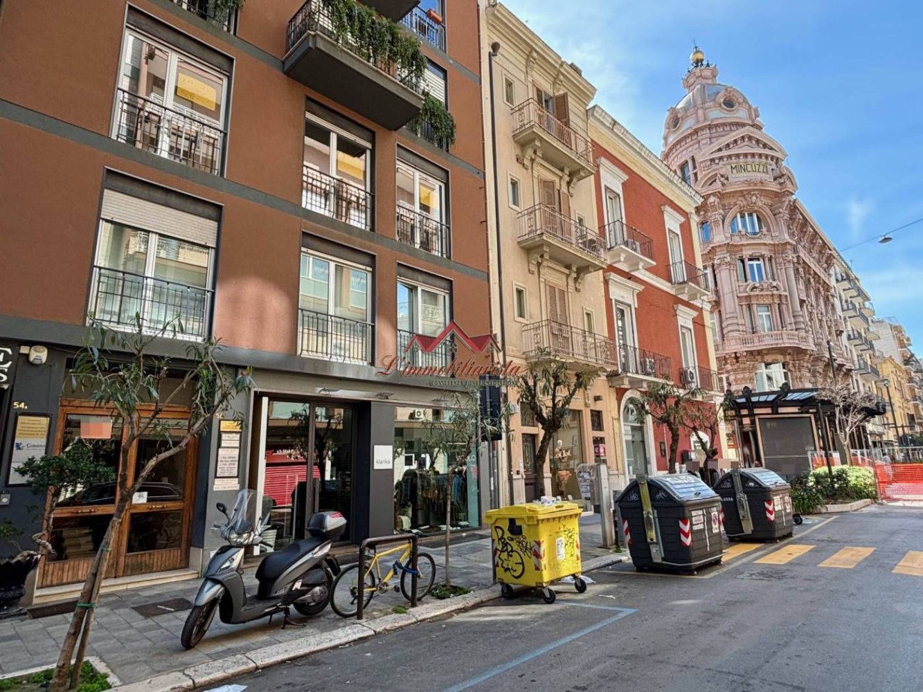 2 Schlafzimmer Wohnung in Bari, Italy, Nr. 41898