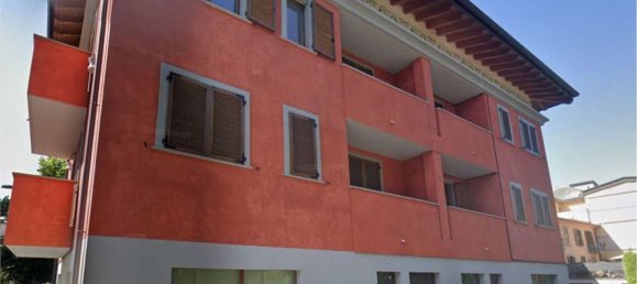 3-salle Appartement à Ponte San Pietro, Italy No. 62588 5