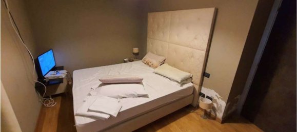 3-salle Appartement à Ponte San Pietro, Italy No. 62588 11