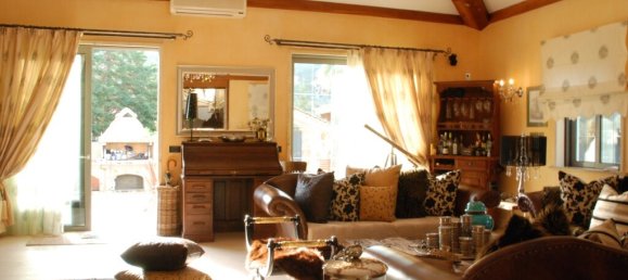 950m² Villa in Markopoulo Mesogaias, Greece No. 3800 5