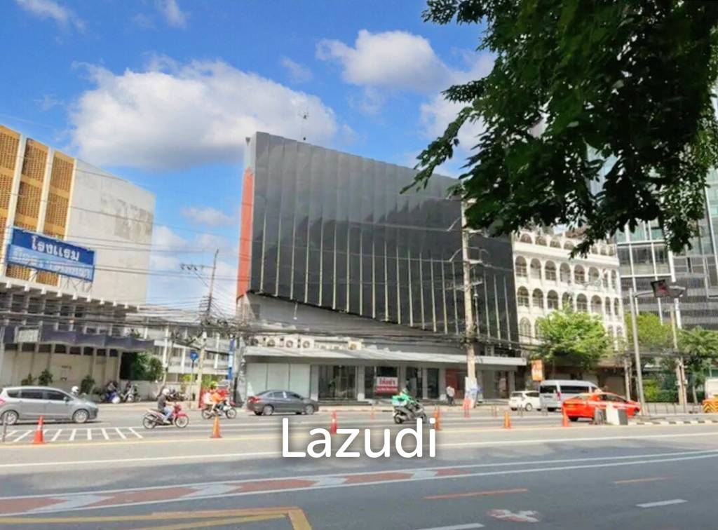 Gewerbliche Immobilie in Bangkok, Thailand 1750m², Nr. 13926