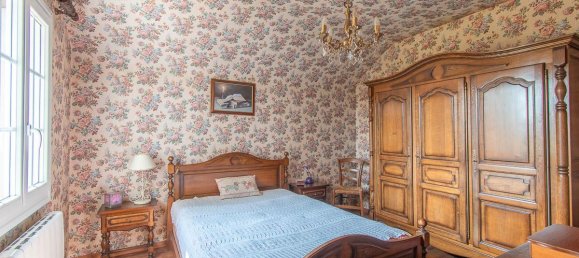 Casa de 4 dormitorios en Mery-sur-Cher, France No. 229481 10