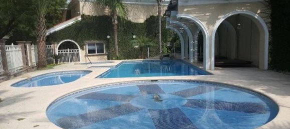 5 bedrooms House in Salinas Victoria, Mexico No. 158988 2