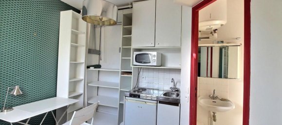 Studio in Paris, France, Nr. 174148 2