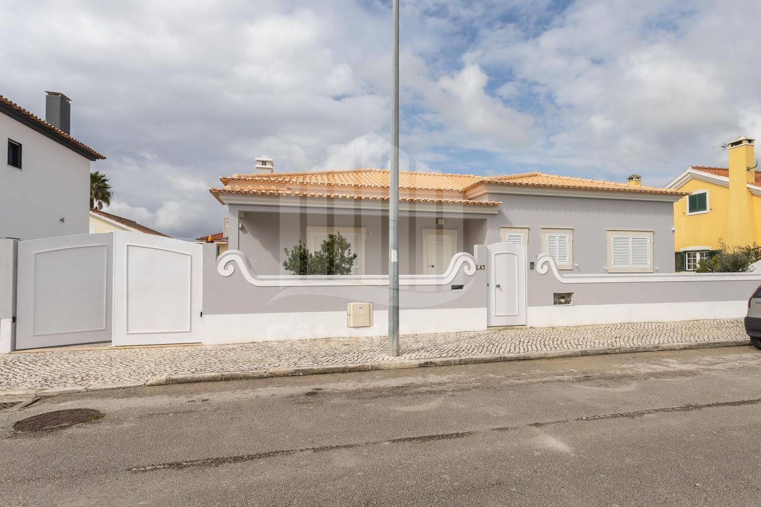 Casa de 3 dormitorios en Setubal, Portugal No. 103063