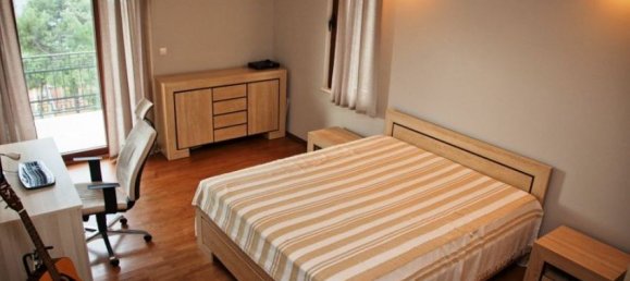 3 bedrooms Commercial property in Bar, Montenegro No. 171 3