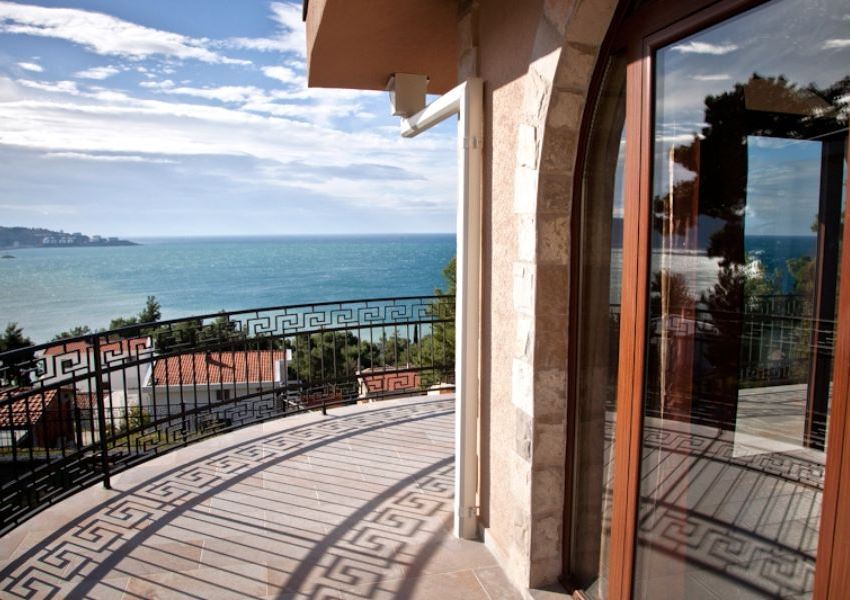 3 bedrooms Commercial property in Bar, Montenegro No. 171