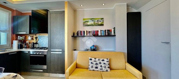 1 bedroom Apartment in Magliolo, Italy No. 105774 6