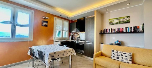 1 bedroom Apartment in Magliolo, Italy No. 105774 9